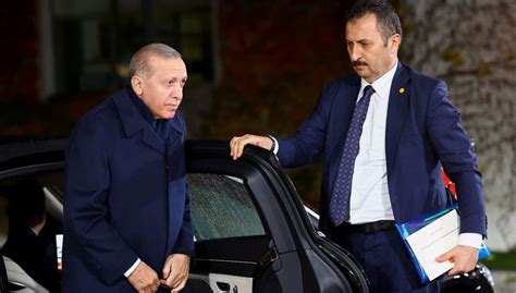 C­u­m­h­u­r­b­a­ş­k­a­n­ı­ ­E­r­d­o­ğ­a­n­ ­y­u­r­d­a­ ­d­ö­n­d­ü­ ­-­ ­H­a­b­e­r­l­e­r­